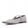 Bailarinas Mary Jane de terciopelo beige claro de punta cuadrada