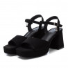 Sandalias tacón Xti negras con tacón cuadrado y detalle plateado