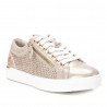Zapatillas urban Xti doradas con troquel y cremallera lateral