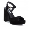Sandalias tacón Xti negras con plataforma delantera y pulsera al tobillo