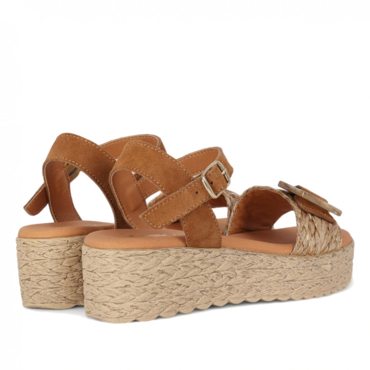 Sandalias plataformas Chika 10 color cuero con trenzado y hebilla decorativa - Querol online