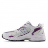 Zapatillas New Balance 530 blancas con detalles lilas