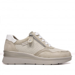 Zapatillas Amarpies beige con cremallera lateral y diseño perforado - Querol online