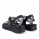 Sandalias cuña Walk & Fly negras en combinación con tonos metalizados - Querol online