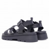 Sandalias Owel noosa negras con suelta truck, tiras y doble hebilla