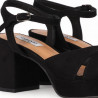 Sandalias tacón Chika 10 negros flora con plataforma
