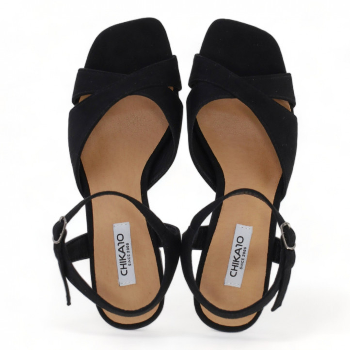 Sandalias tacón Chika 10 negros flora con plataforma - Querol online