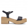 Sandalias tacón Redlove Olivia negras de piel cogidas al tobillo y piso de madera