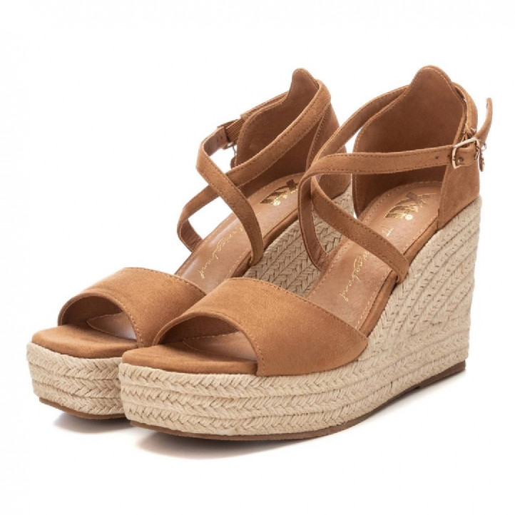 Sandalias cuña Xti camel con cruzado al tobillo - Querol online