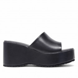 Sandàlies plataformes Owel Wellington negres amb lleuger tascó i pala ampla