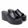 Sandàlies plataformes Owel Wellington negres amb lleuger tascó i pala ampla