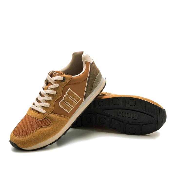 Zapatillas deportivas Mustang joggo classic mostaza con paneles en blaco y kaki - Querol online