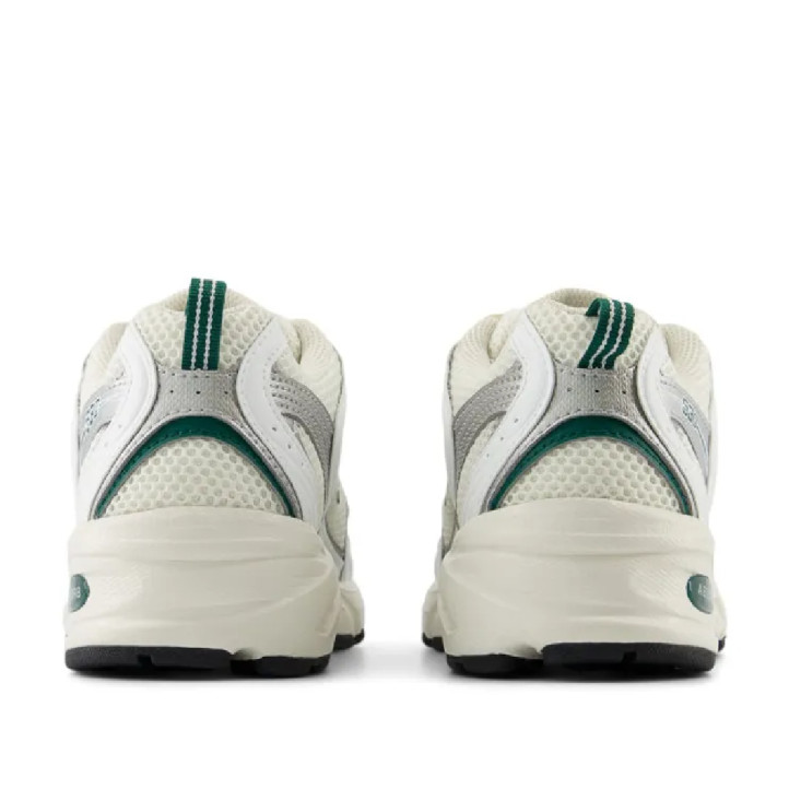 Sabatilles urban New Balance 530 sea salt con white y marsh green - Querol online