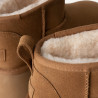 Botes de taló UGG Classic Ultra Mini New Heights color chestnut