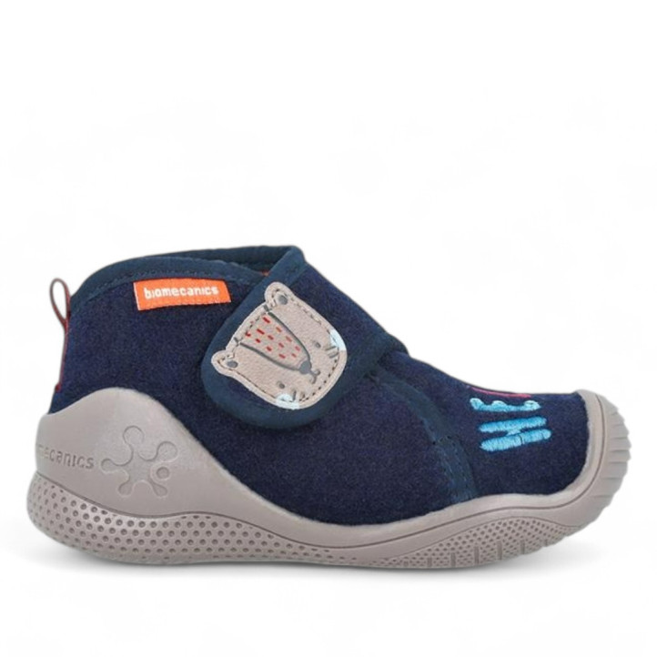 ZAPATILLAS CASA BIOMECANICS DE NIñO AZUL MARINO 241154A - Querol online