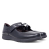 Sabates planes Treintas negres estil mercedita amb tancament de velcro i tira creuada de pell