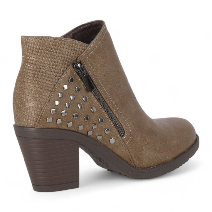 Botines tacón Chika 10 Kurazo taupe estilo cowboy con tachuelas - Querol online