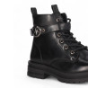 Botines Chika 10 Zakia estilo biker con pulsera con hebilla decorativa