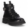 Botins Chika 10 Zakia estil biker amb pulsera amb sivella decorativa