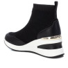 Zapatillas cuña Xti negras estilo calcetín con logo delantero