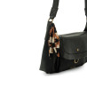 Bolso Mustang cinda negro con cierre de solapa de click
