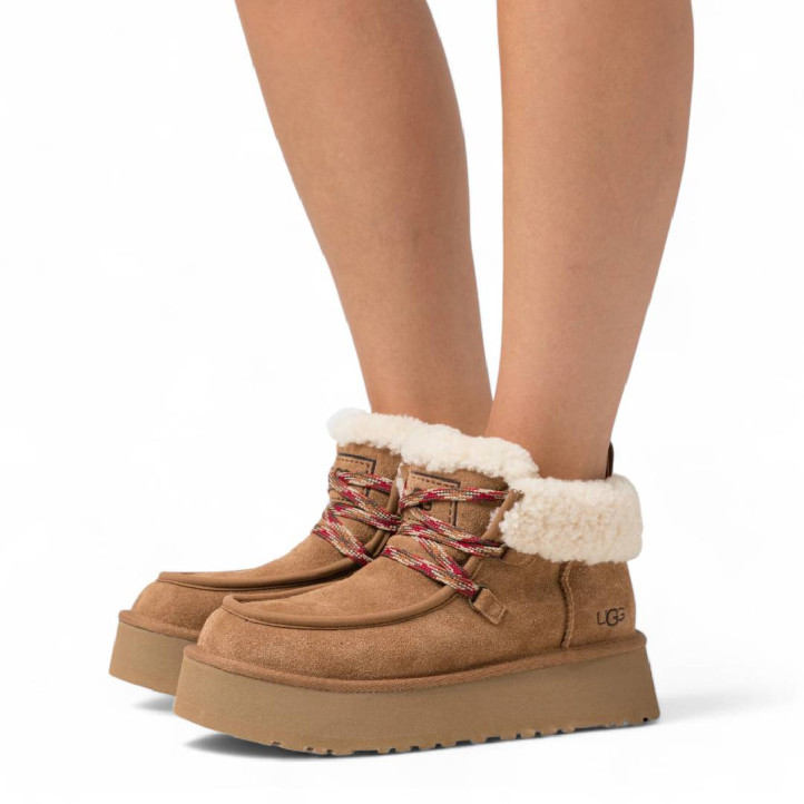 Botines plataforma UGG Funkarra Cabin Cuff color chestnut - Querol online