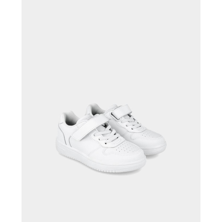 ZAPATILLAS DEPORTE GARVALIN DE NIñO BLANCO 241710B - Querol online