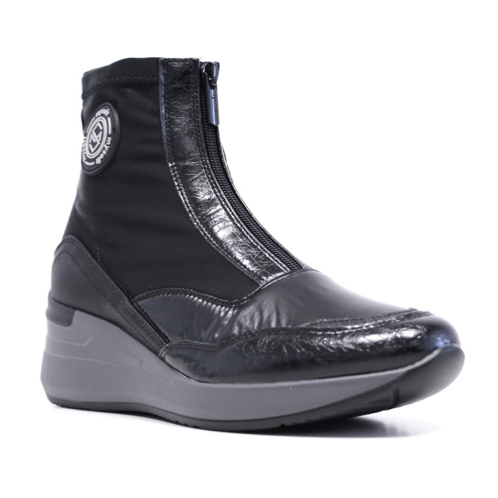 Botines tacón Mysoft negros con cremallera frontal y cuña en color gris - Querol online