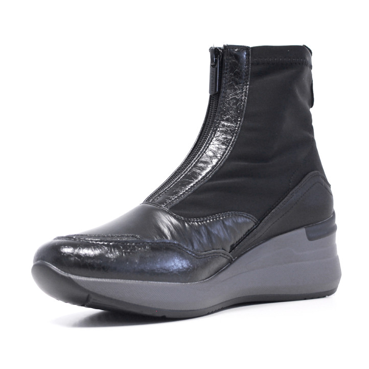 Botines tacón Mysoft negros con cremallera frontal y cuña en color gris - Querol online