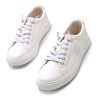 Zapatillas urban Mustang aria blancas con talón en contraste nude