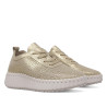 Zapatillas urban Walk & Fly doradas con material calado con cordones y tirador trasero para mujer