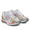 Zapatillas deportivas New Balance 1906R silver dragon con berry gold para mujer