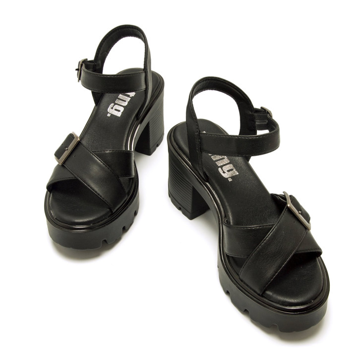 SANDALIAS DE MUJER MUSTANG SABA NEGRO 59863 60373 - Querol online