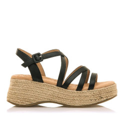 Sandalias plataformas Mustang giorgia negras con tiras cruzadas - Querol online