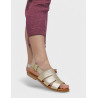 Sandalias planas Redlove jimena dorada con pala ancha cut out de piel