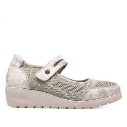 Zapatos cuña Treintas taupe estilo mercedita y cierre de velcro - Querol online