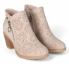 Botines tacón Chika 10 tonia 16 beige con detalles perforados y cremallera lateral