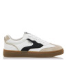 Zapatillas urban Mustang roy blancas con detalles negros y suela caramelo