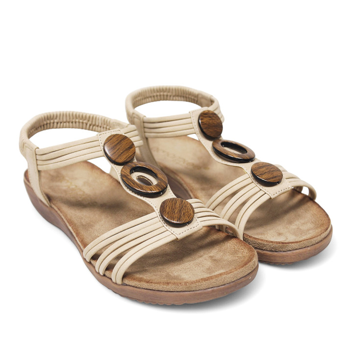 Sandalias planas Amarpies beige con abalorios de madera y pulsera elástica - Querol online