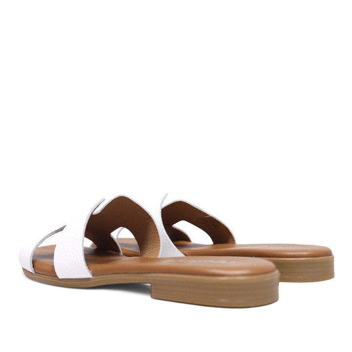 Sandalias planas Redlove cloe blancas con diseño geométrico de piel - Querol online