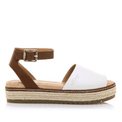 Sandalias plataformas Mustang amelie blancas y marrones estilo menorquina - Querol online