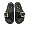 Sandalias planas Maria Mare fraine negras con hebilla brillante decorativa