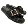 Sandalias planas Maria Mare fraine negras con hebilla brillante decorativa