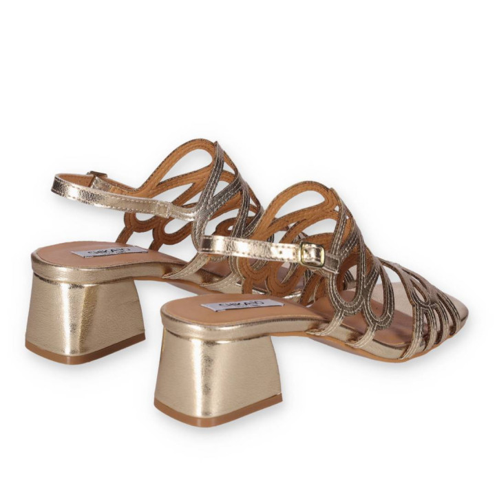 Sandalias tacón Chika 10 melania 05 doradas con tiras entrelazadas - Querol online