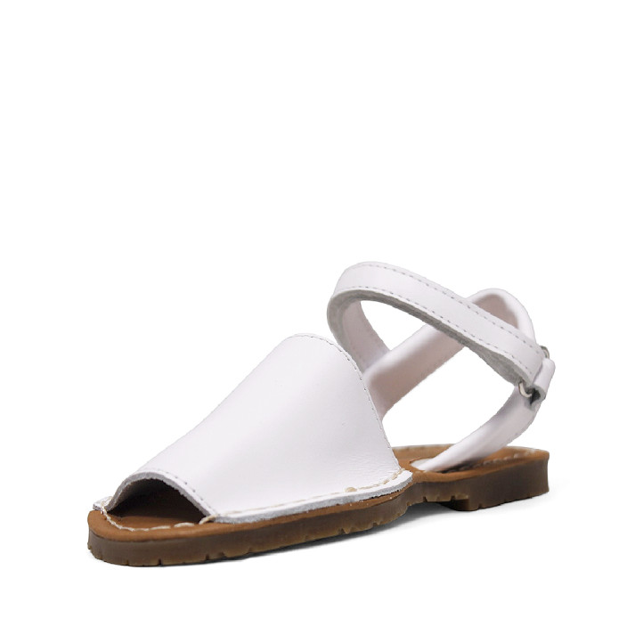 avarques Duendy menorquines blanques amb tancament de velcro al tormell - Querol online