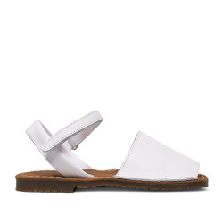 avarques Duendy menorquines blanques amb tancament de velcro al tormell - Querol online