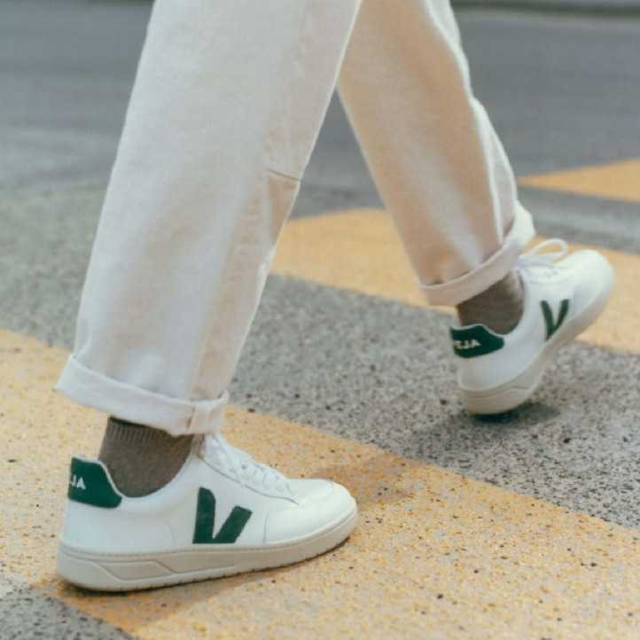 Zapatillas urban VEJA v-12 leather white cyprus para mujer - Querol online