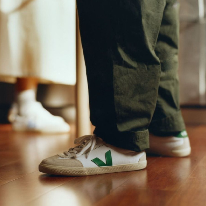 Zapatillas deportivas VEJA volley canvas white emeraude para hombre - Querol online