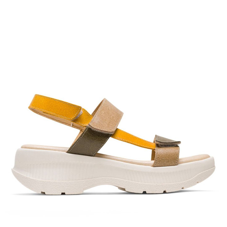 SANDALIA DEPORTIVA DE PLATAFORMA MOSTAZA KAKI NATALIA PORRONET - Querol online