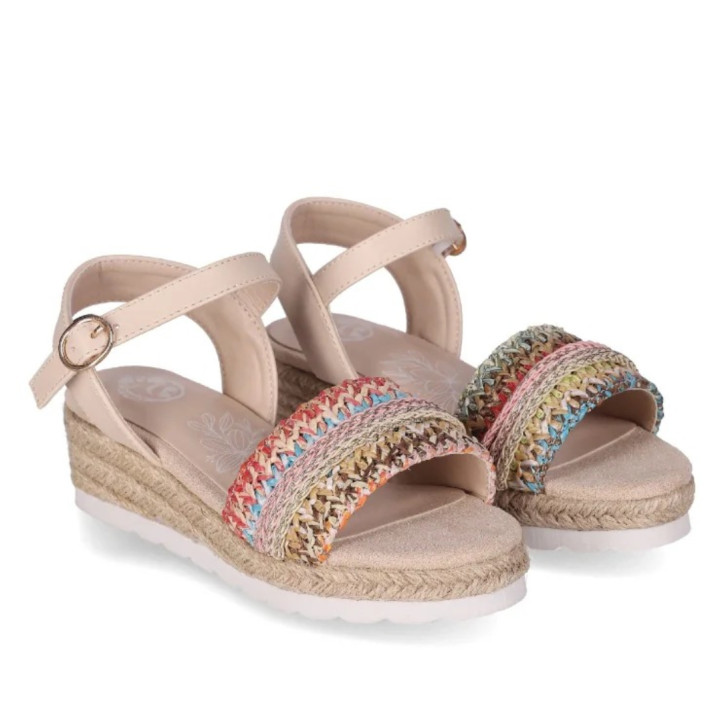 sandalias Chika 10 golondrina 06 beige con diseño en tweet y cuña baja - Querol online